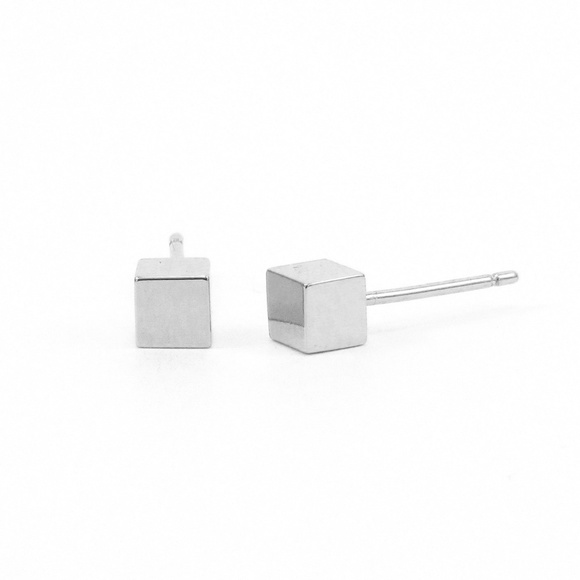 Square Cube Stud Earrings Sterling Silver Small - Picture 3 of 4